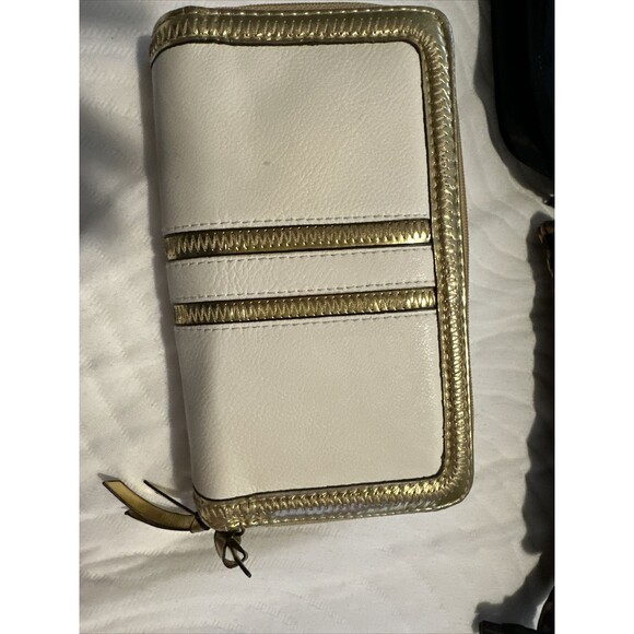 WOMEN'S JESSICA SIMPSON  Cream Color Wallet - Picture 1 of 4
